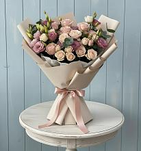 Букет цветов из:  Розы и Лизиантусы в Ташла