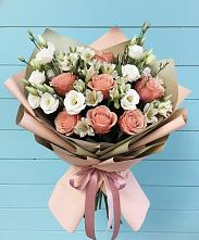 Букет цветов из:  Розы, Альстромерии и Лизиантусы в Ташла