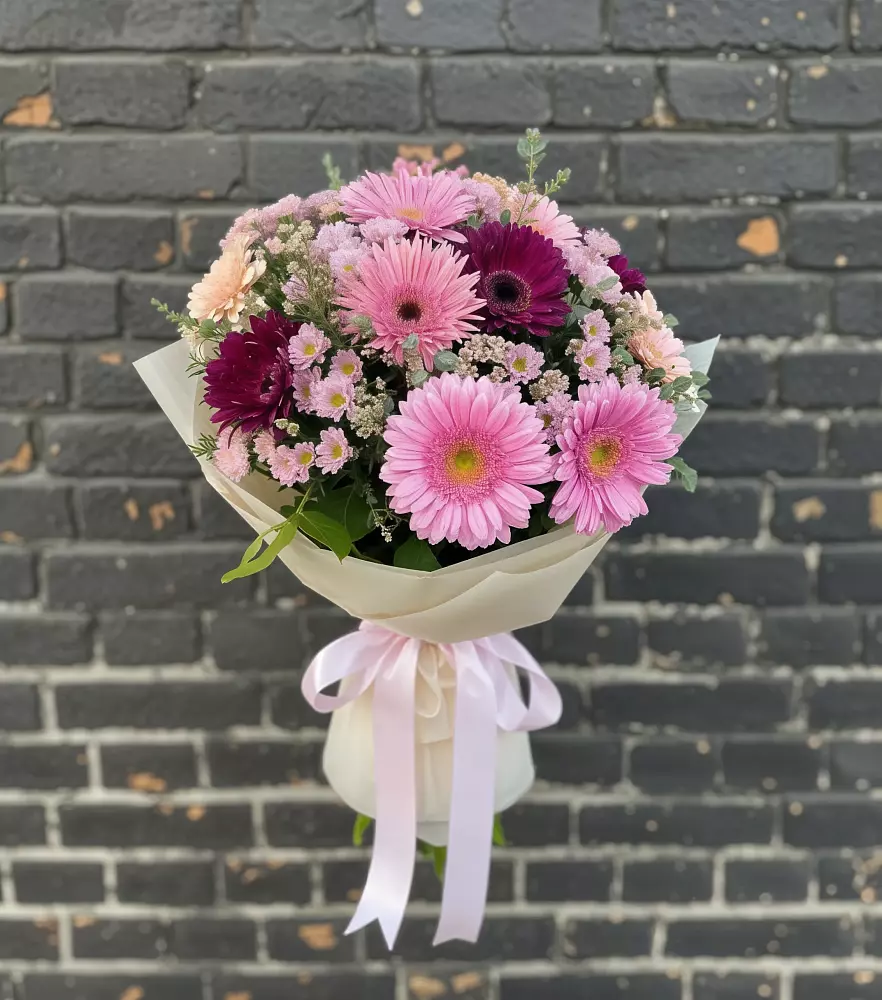Букет цветов из: Герберы и Хризантемы в Ташла