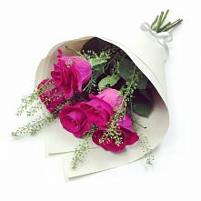 Букет цветов из:  Розы в Ташла