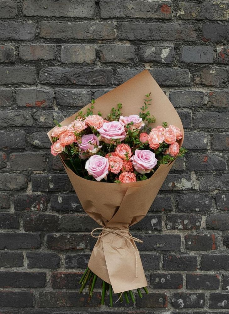 Букет цветов из: Розы в Ташла