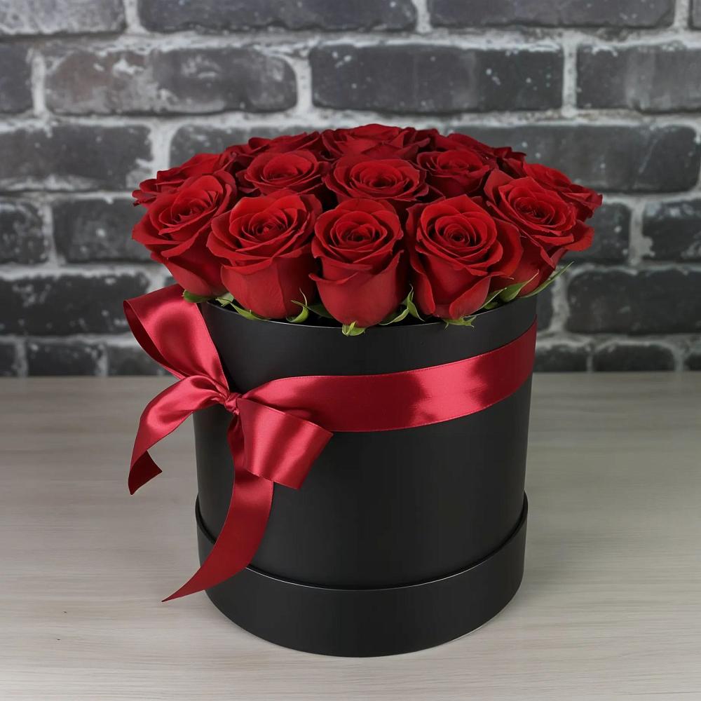 Цветочная композиция из Розы в шляпной коробке в Ташла